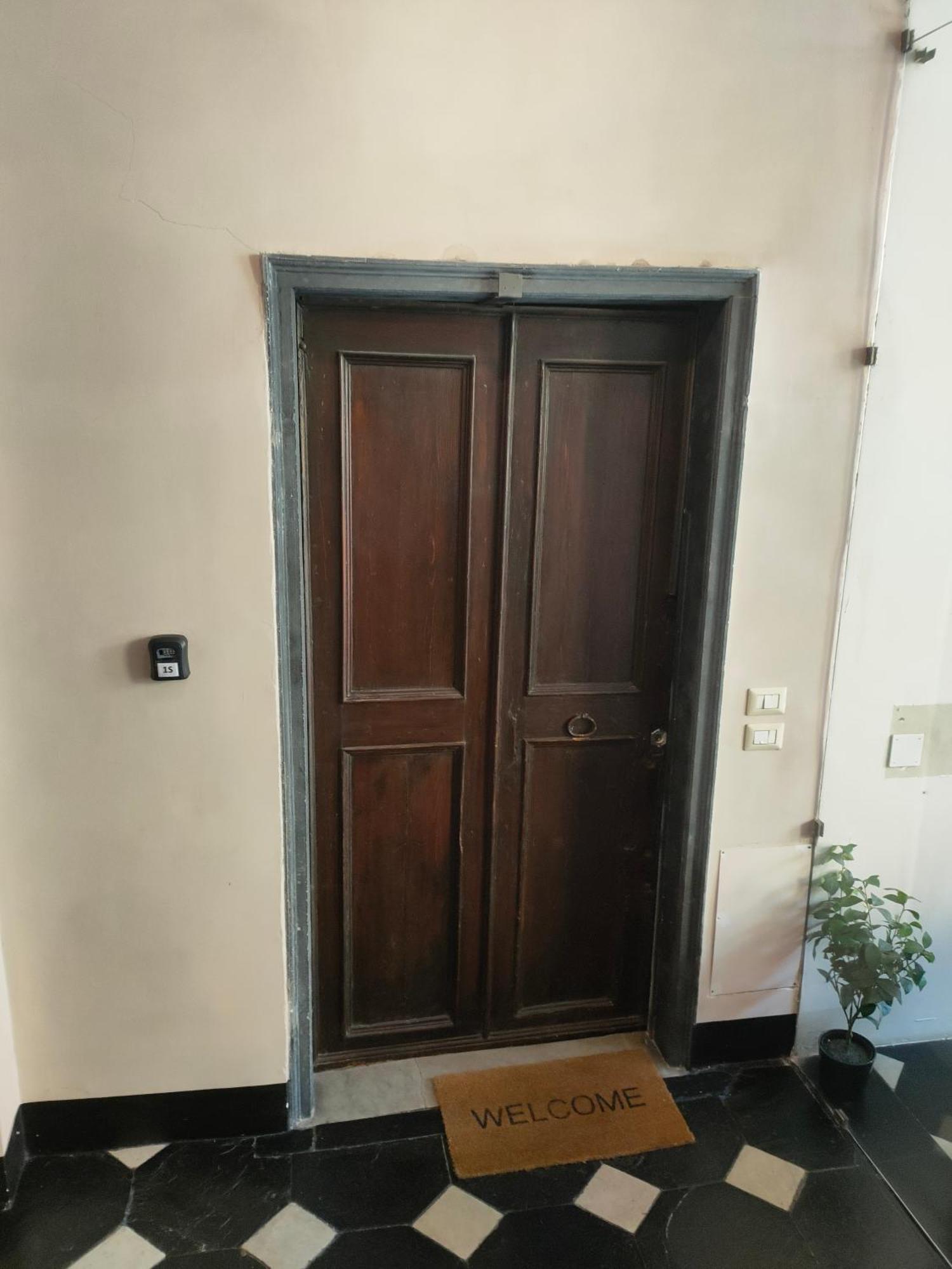 Rooms Ponte Calvi Γένοβα Εξωτερικό φωτογραφία